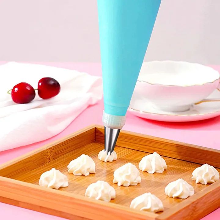 Cakeware 15 Piece Cake Decorating